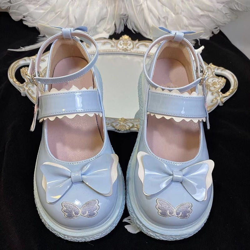 Kawaii Wing Detail Embroidered Mary Jane Pumps