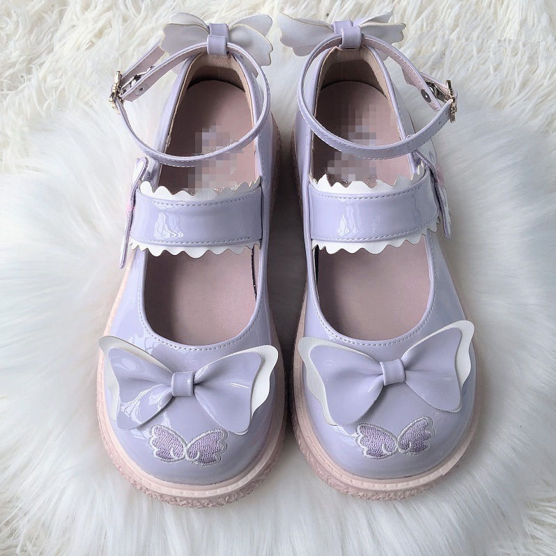 Kawaii Wing Detail Embroidered Mary Jane Pumps